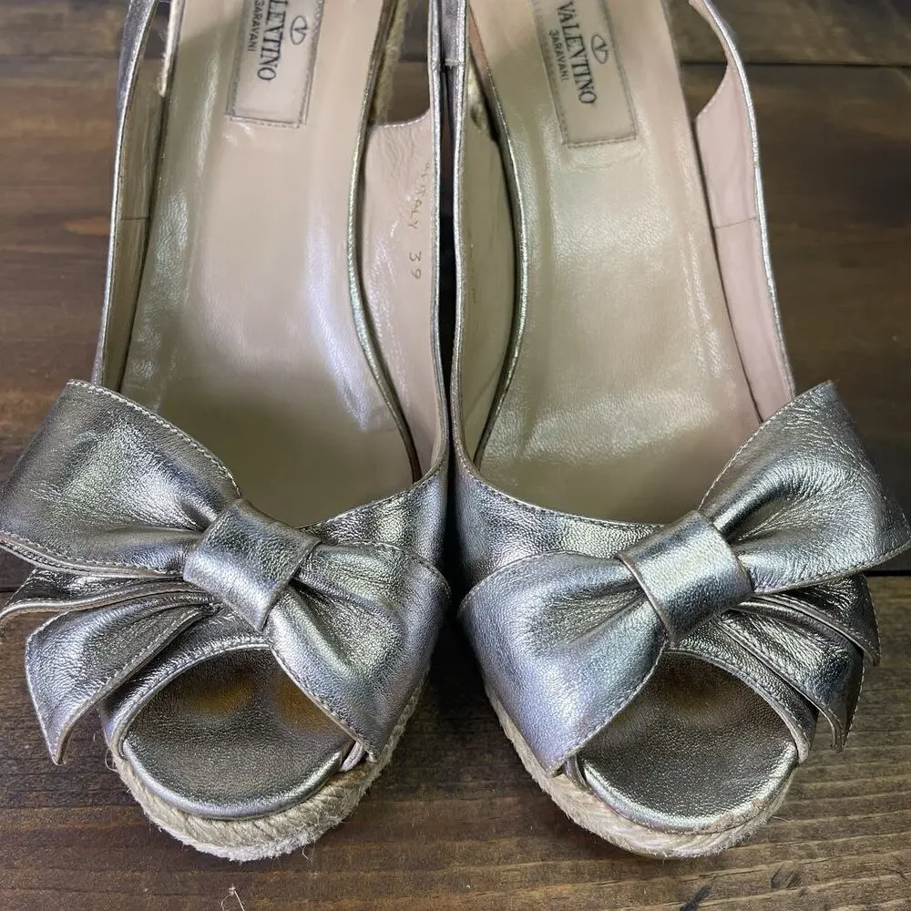 Valentino Metallic Silver Pewter Leather Bow Wedge Espadrille Sandals EU 39 8.5